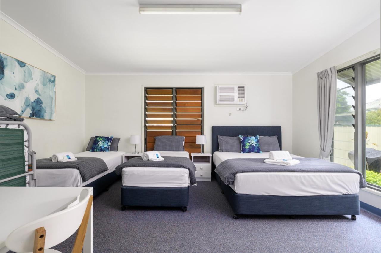 Tin Can Bay'S Sleepy Lagoon Motel מראה חיצוני תמונה