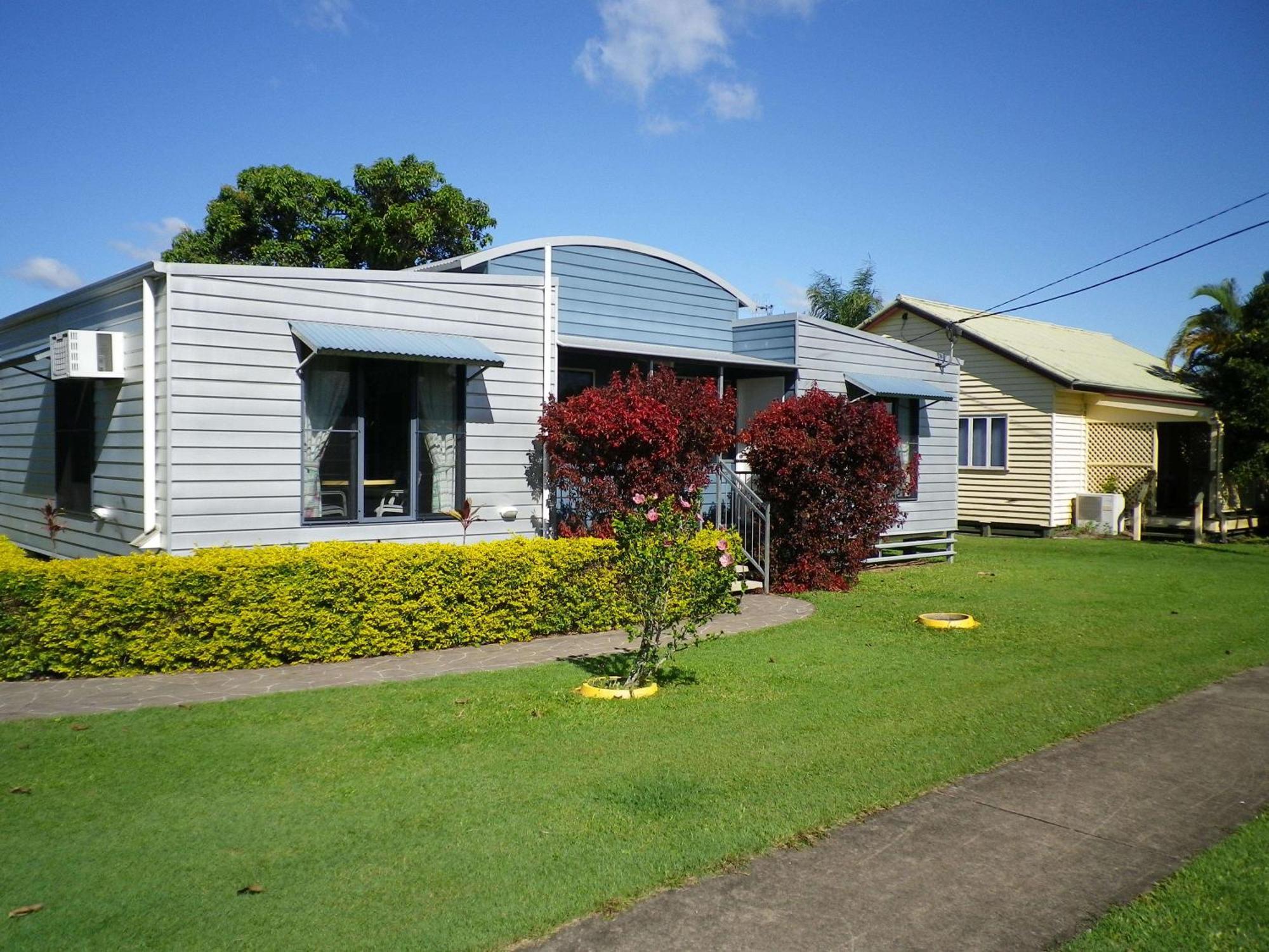 Tin Can Bay'S Sleepy Lagoon Motel מראה חיצוני תמונה