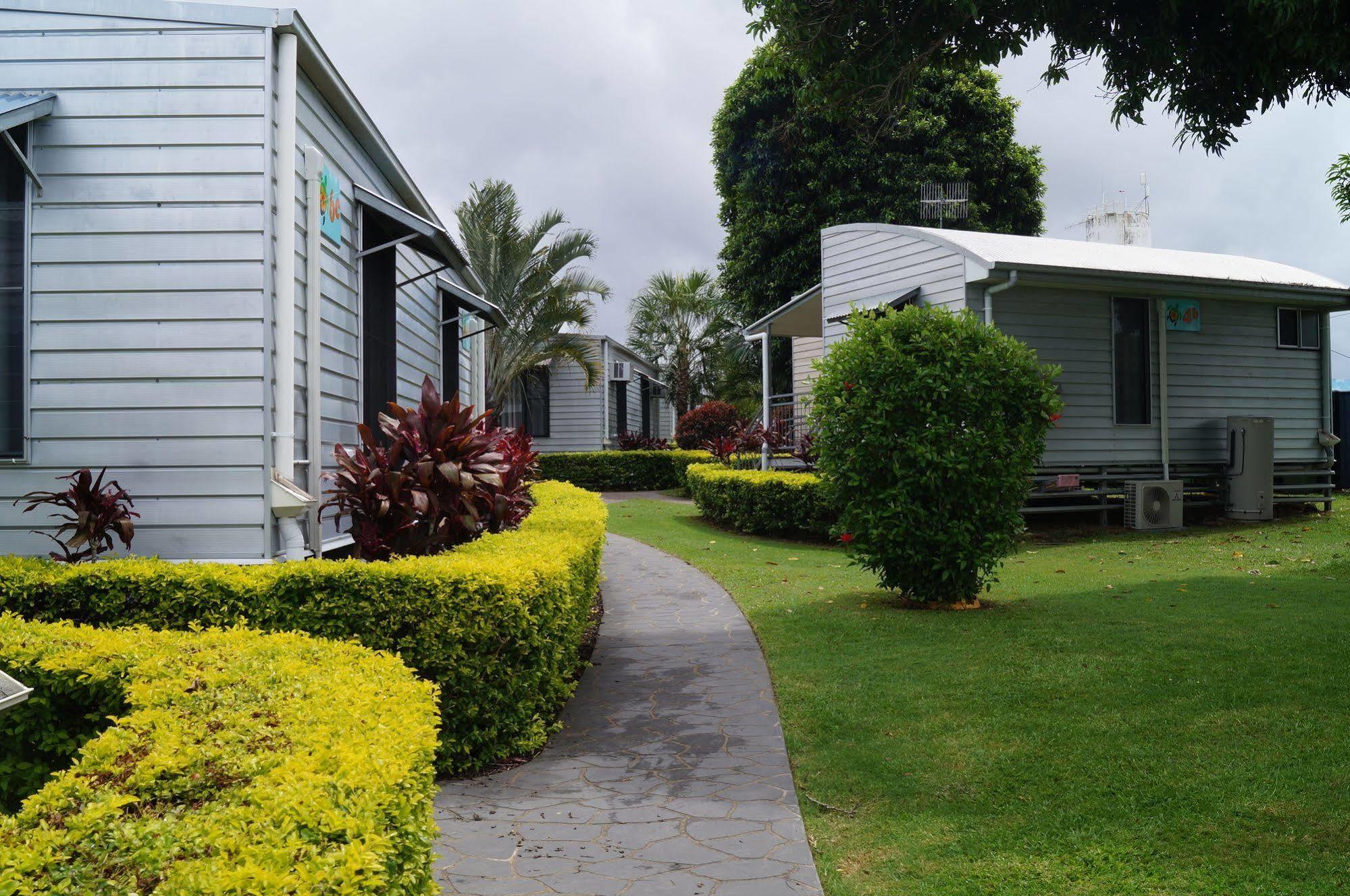 Tin Can Bay'S Sleepy Lagoon Motel מראה חיצוני תמונה