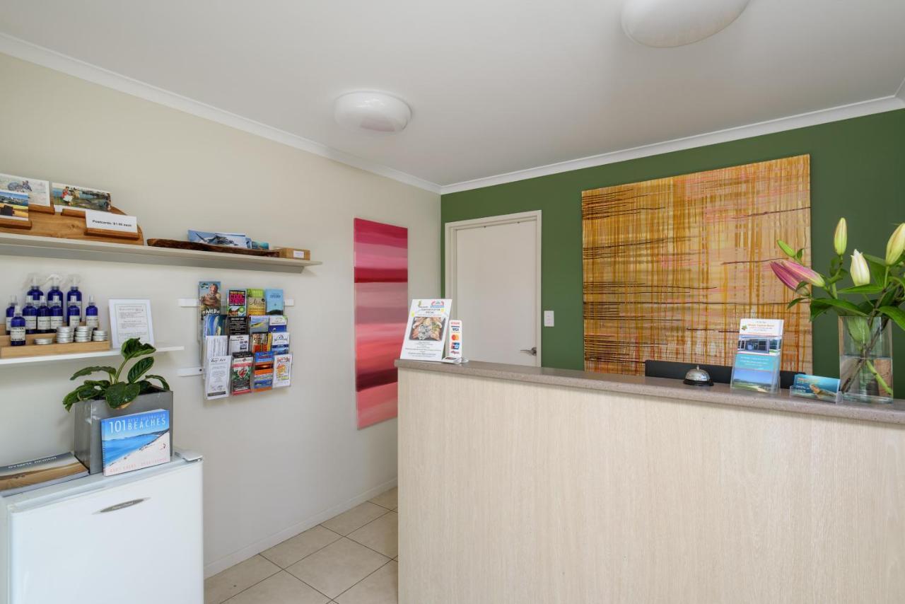 Tin Can Bay'S Sleepy Lagoon Motel מראה חיצוני תמונה